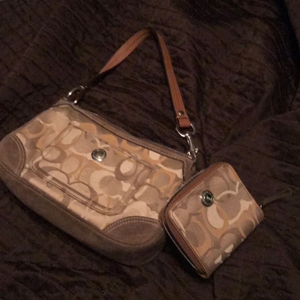 Coach purse and wallet